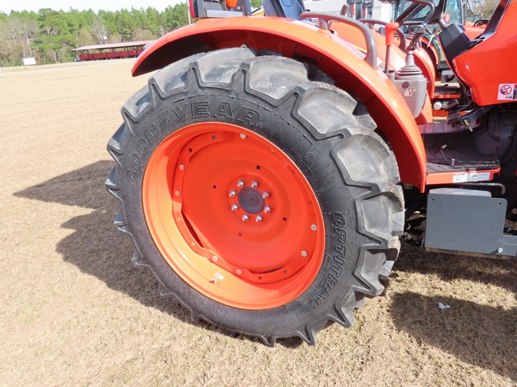 2019-kubota-m7060-image-7
