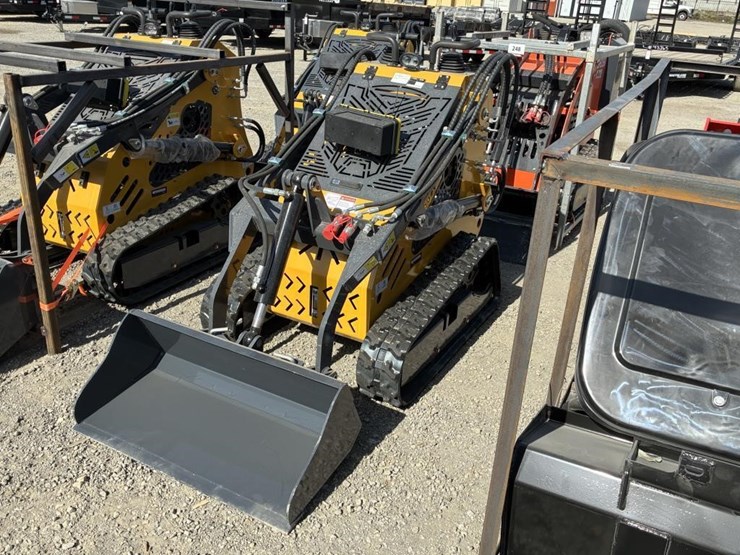 2025-sdlanch-sdll60-skid-steer-loader-image-1