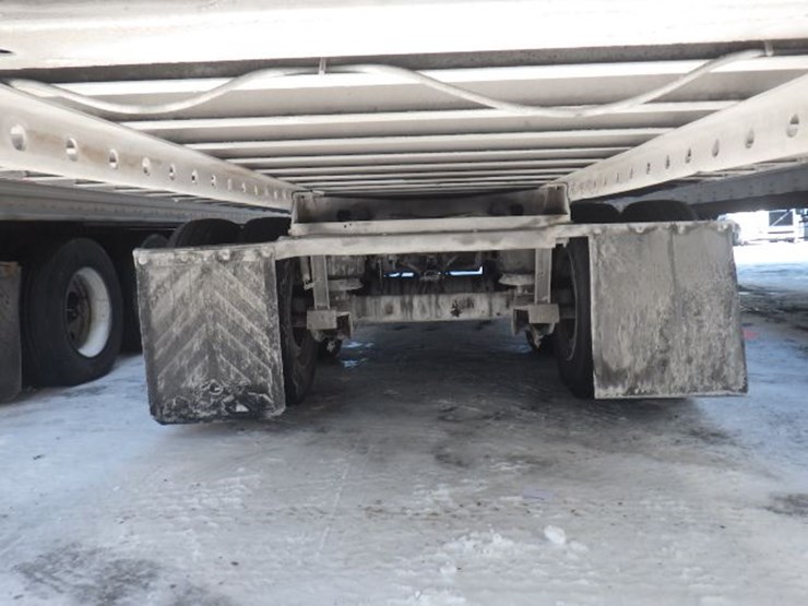 2019-utility-4000d-x-image-13