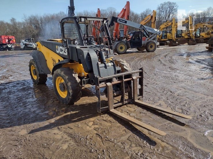 2013-jcb-527-55-image-24