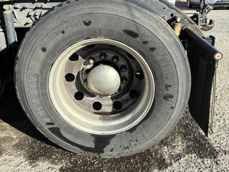 2001-international-2001-image-5