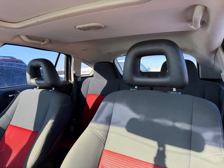 2008-dodge-caliber-image-26