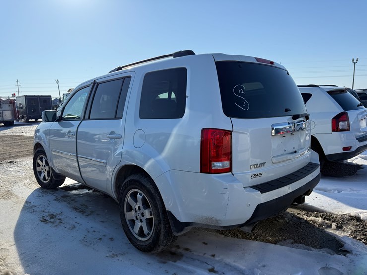 2011-honda-pilot-image-4