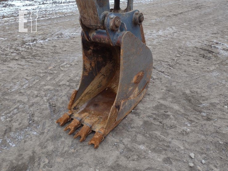 2021-deere-85g-image-18