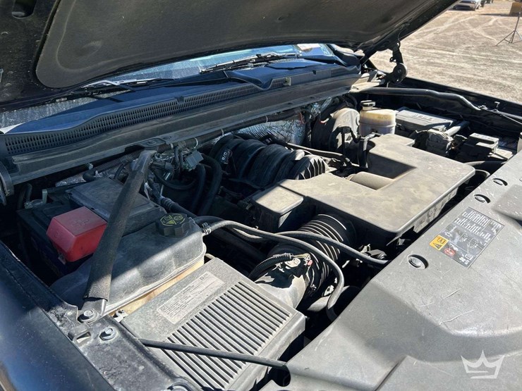 2016-chevrolet-tahoe-image-9