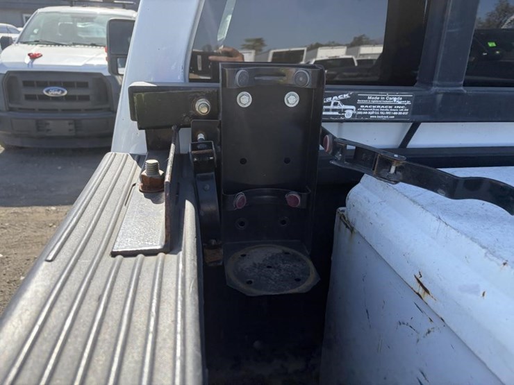 2011-ford-f250-image-31