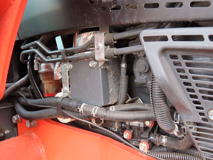 2022-kubota-m5-111-image-6
