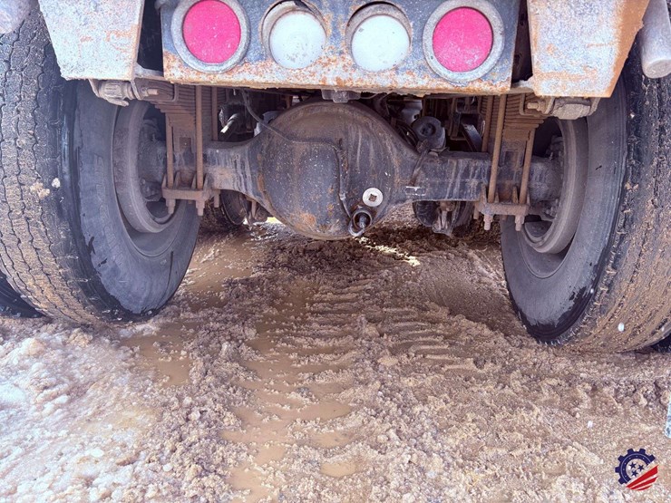 2021-western-star-4900ex-image-18