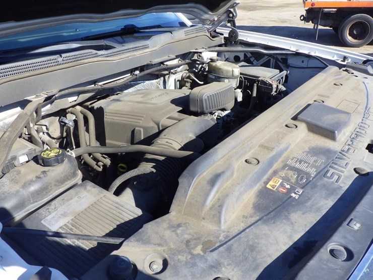 2018-chevrolet-2500hd-image-12