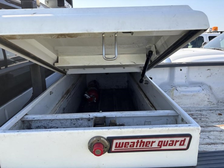 2011-ford-f250-sd-xlt-image-25