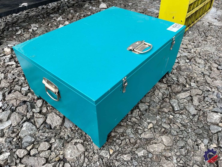 (12)-heavy-duty-ratchet-straps-w/-metal-storage-box-new-image-6