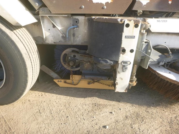 2013-global-m4-sweeper-image-10