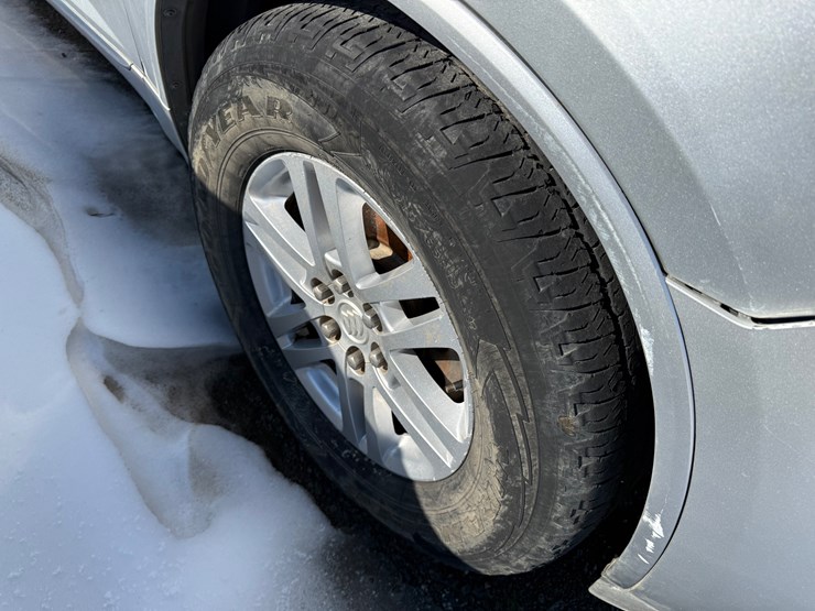 2015-buick-enclave-image-16