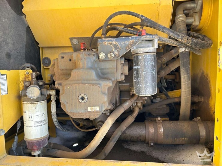 2013-komatsu-pc200-lc-8-image-12