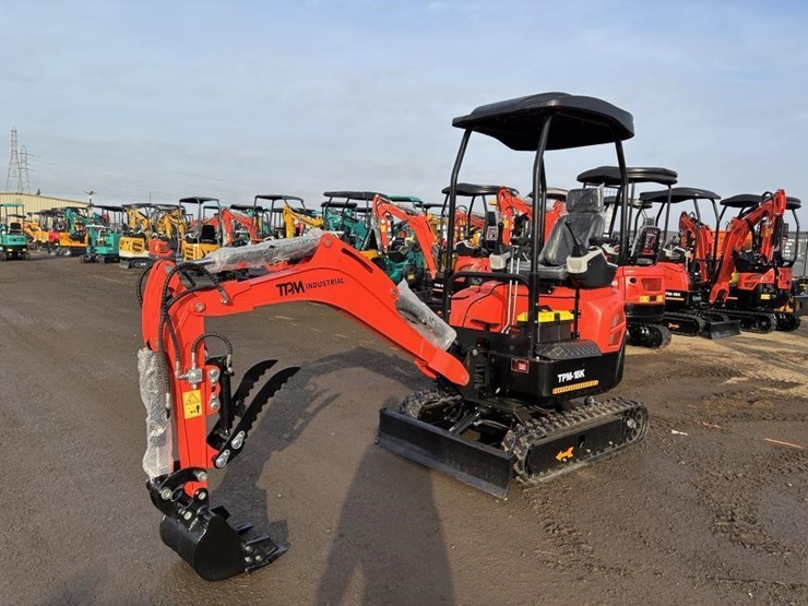 2025-tpm-18k-hydraulic-excavator-image-1