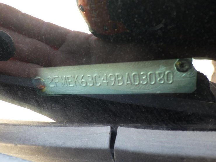 2009-ford-flex-image-15