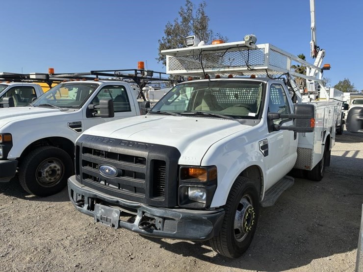 2008-ford-f350-image-1