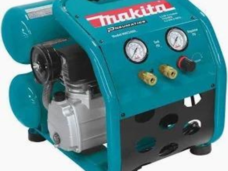 makita-mac2400-series-air-compressor-image-1