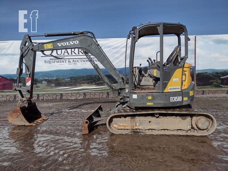 2016-volvo-ecr58d-image-1