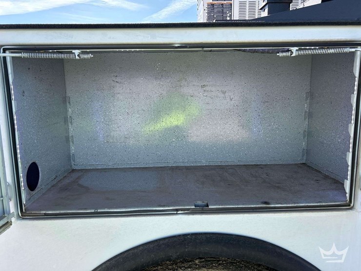 2018-ford-f750-image-48