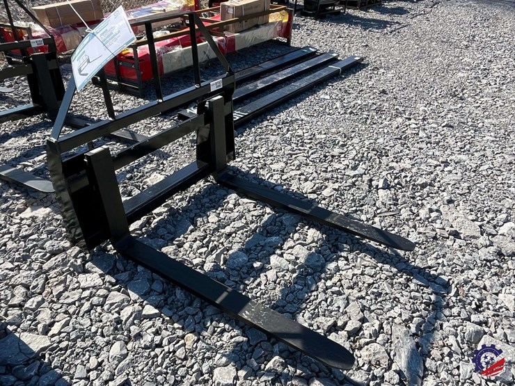 2026-mower-king-sa-skid-steer-forks-attachment-image-4