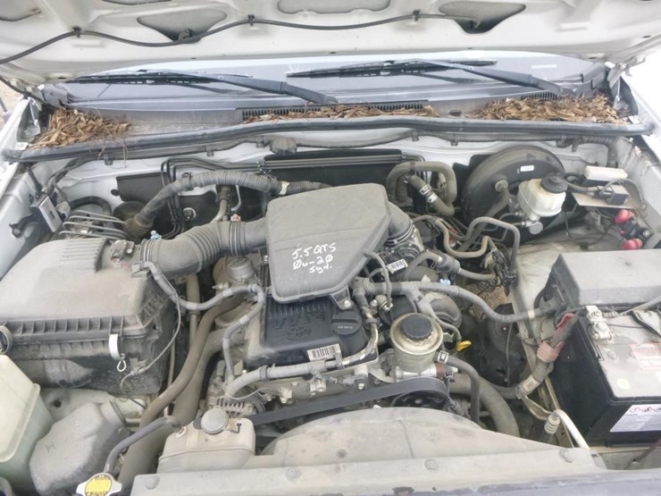 2013-toyota-tacoma-image-19