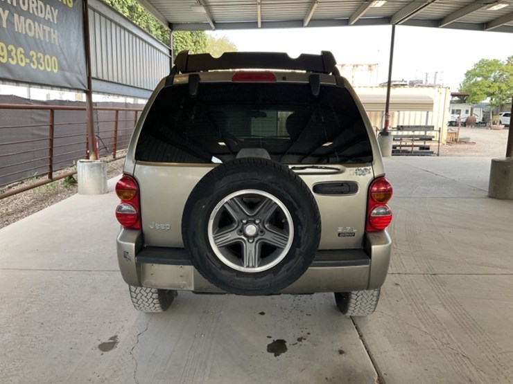 2004-jeep-liberty-image-6