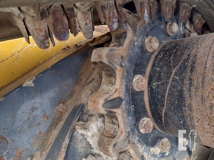 2021-deere-325g-image-21