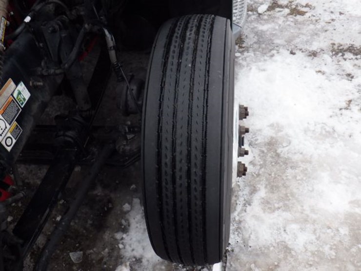 2020-peterbilt-579-image-27