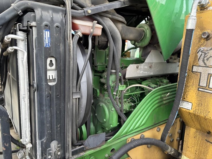 2003-john-deere-7220-image-38