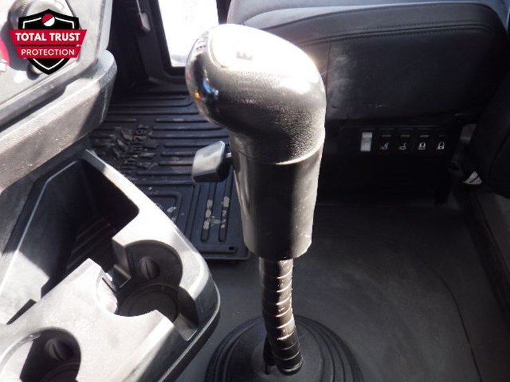 2023-mack-anthem-image-16