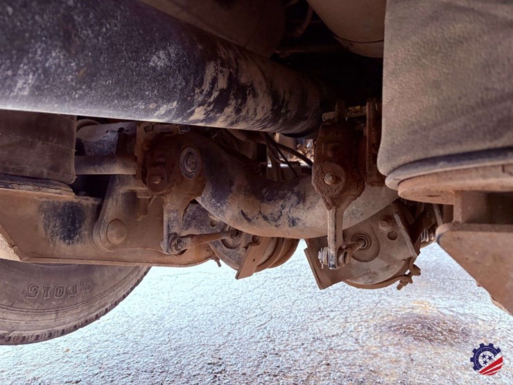 2016-kenworth-t800-image-44