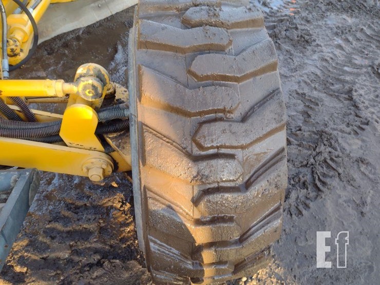 2004-volvo-g86-image-20