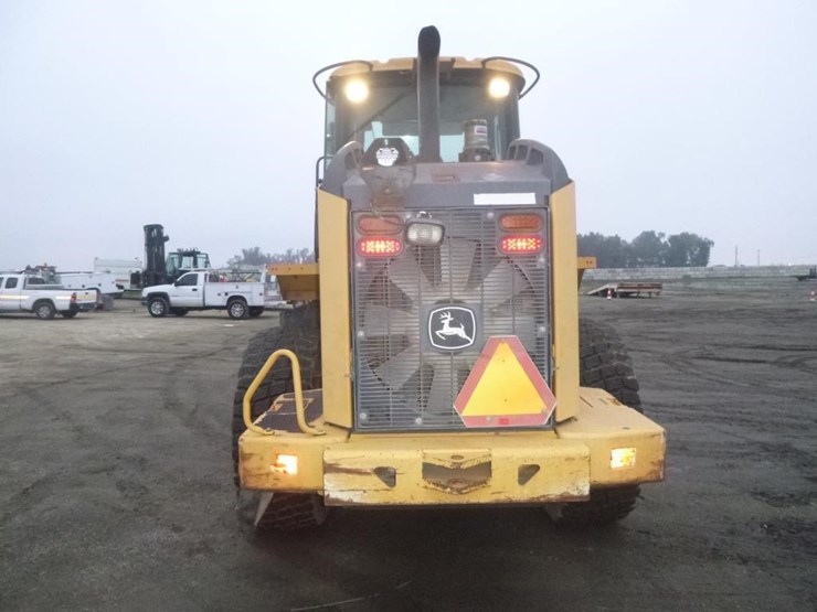 2005-deere-624j-image-23