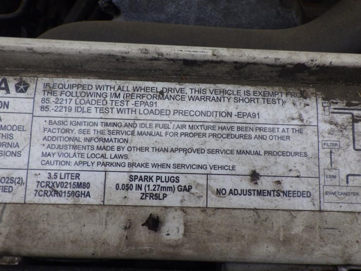 2007-dodge-charger-sedan-image-12