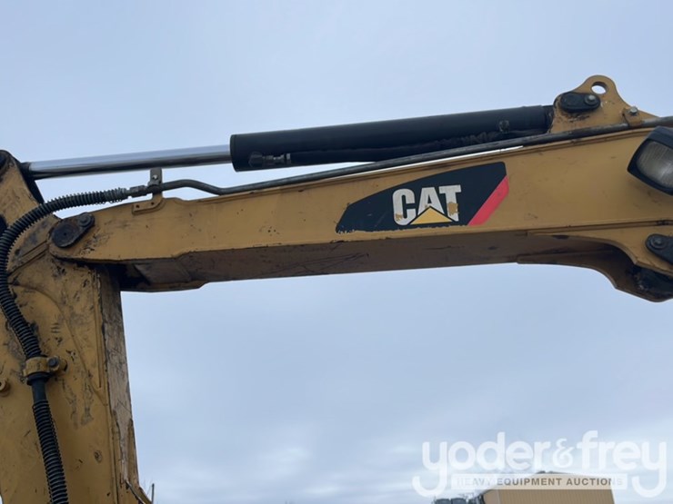 caterpillar-305-image-21