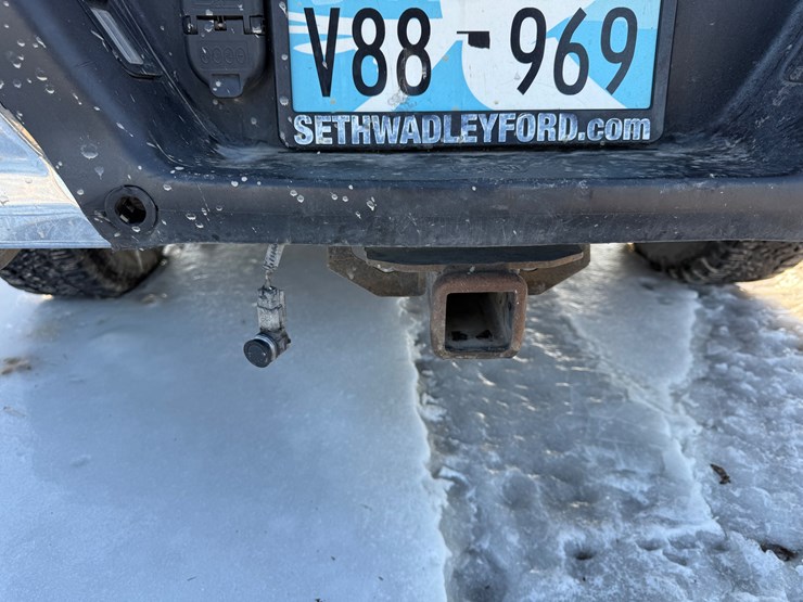 2018-ford-f150-xl-image-12