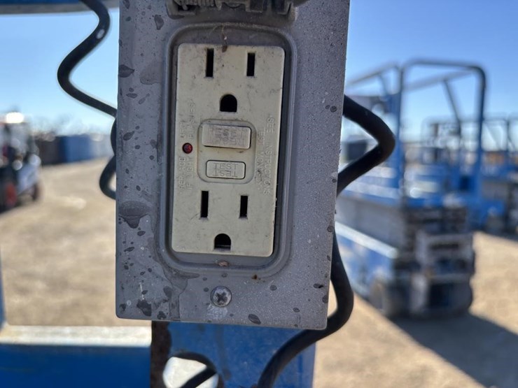 genie-gs1930-image-10