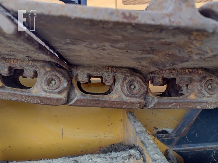 2020-deere-450k-image-29