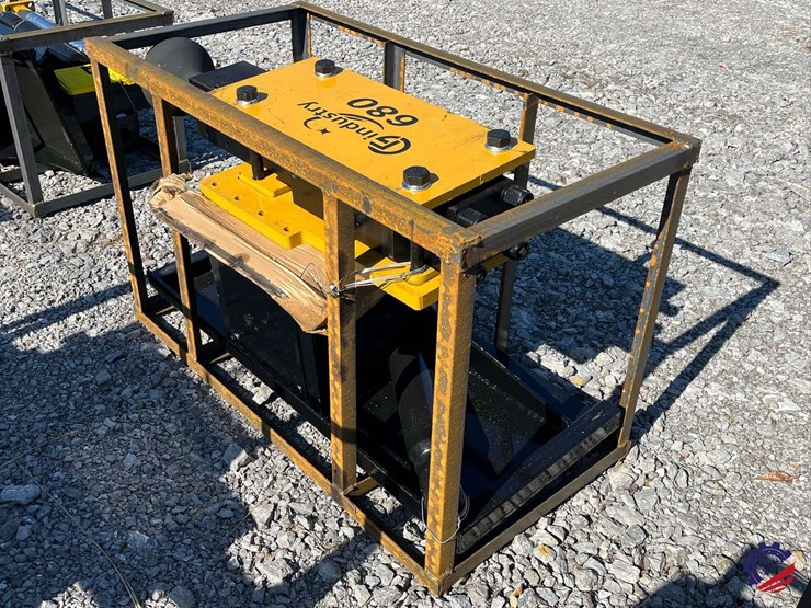 2026-agt-pd680-pz-skid-steer-breaker-attachment-image-7