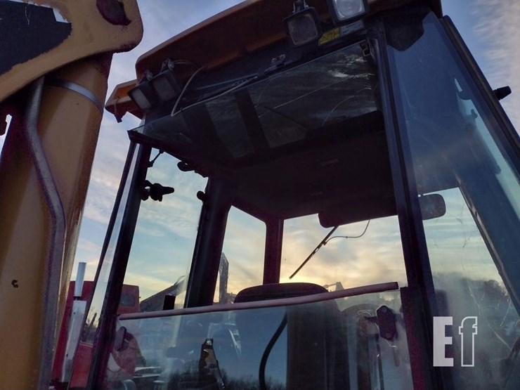 2005-caterpillar-420d-image-36