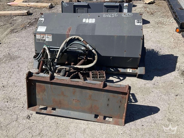 sweeper-attachment-image-2