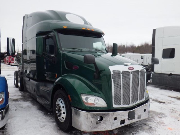 2020-peterbilt-579-image-4