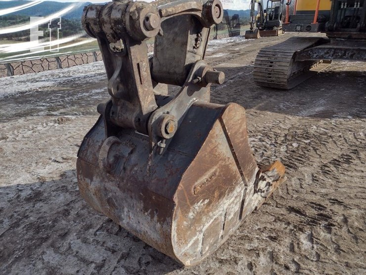 2019-volvo-ec140el-image-17