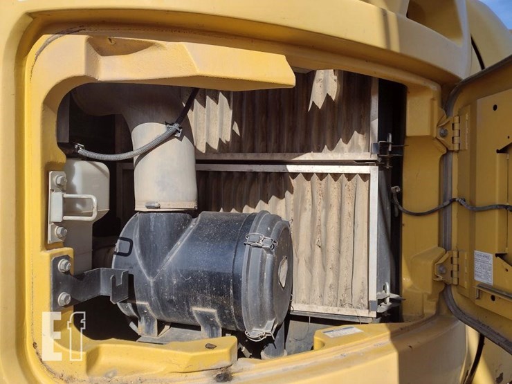 kobelco-sk230sr-lc-5-image-42