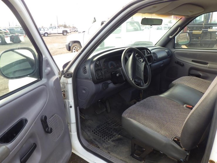 1999-dodge-ram-1500-image-6