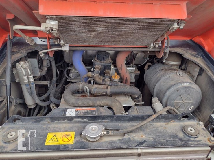 2019-kubota-svl95-2s-image-39