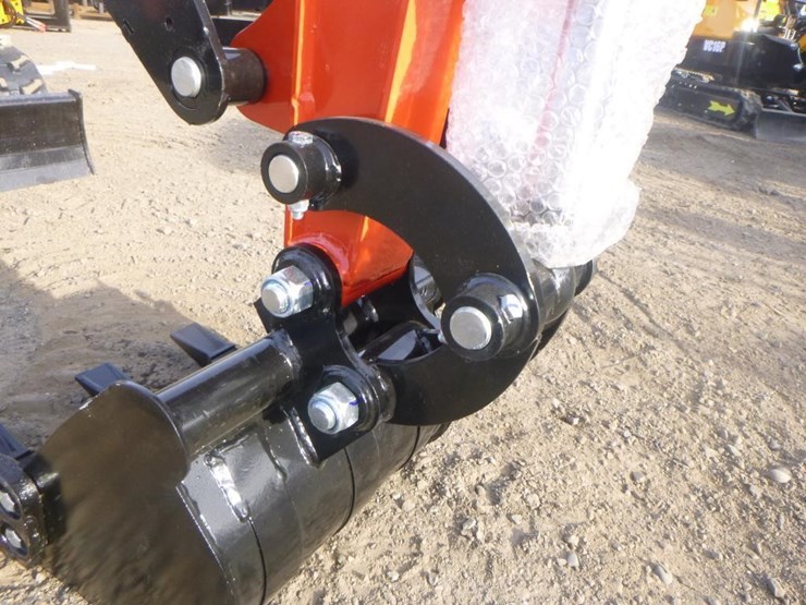 2025-tpm-18bs-hydraulic-excavator-image-11