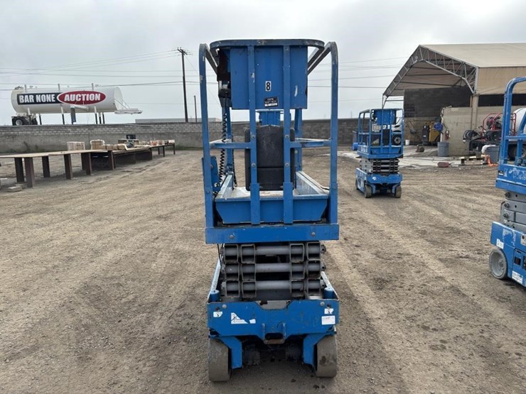 genie-gs1930-image-5