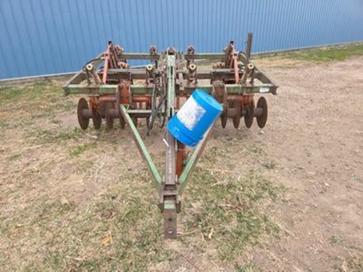 glencoe-soil-saver-7-shank-disc-chisel-image-2